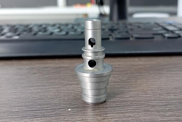 交叉孔毛刺应控制在多大范围内比较合理？以及磨粒流用于交叉孔去毛刺！